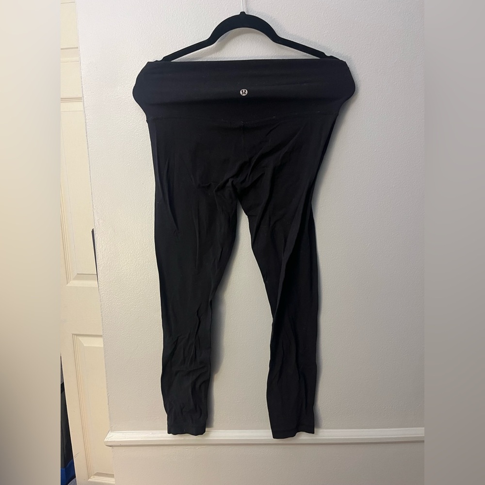 Lululemon Align Black Leggings size 8, 23”